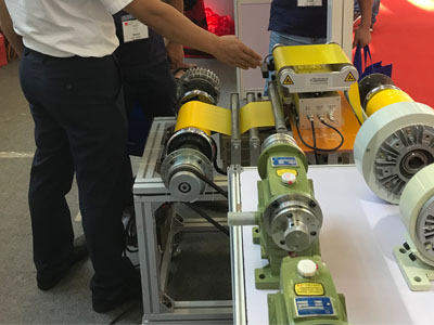 氣壓卷軸在包裝行業能解決什么方案