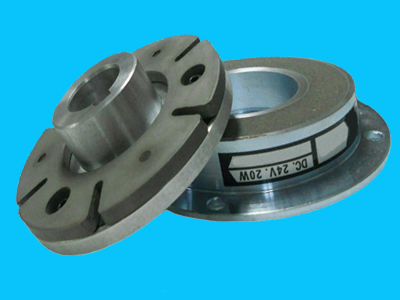 電磁制動器和傳統(tǒng)制動器的工作原理有何不同？